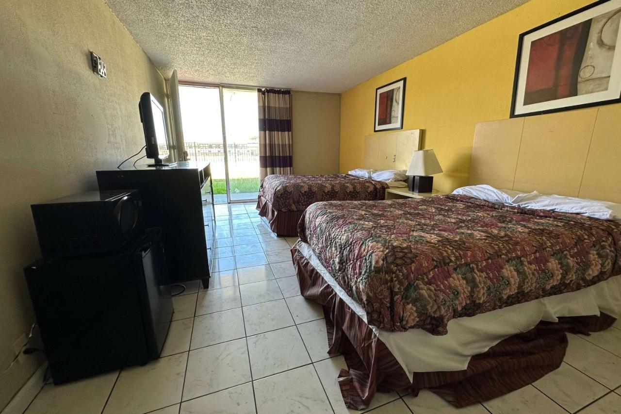 Travelodge By Wyndham Lumberton Buitenkant foto